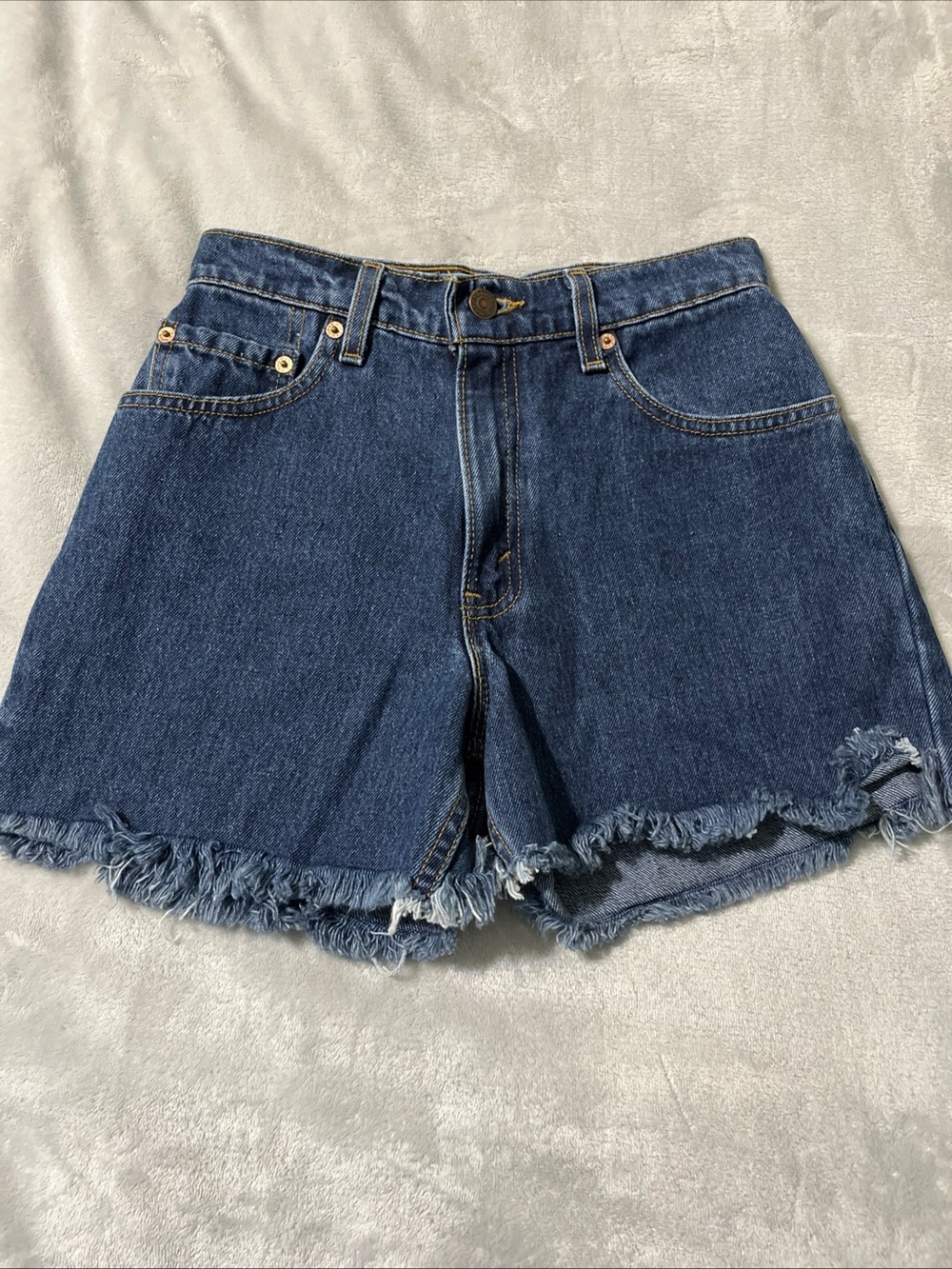 Vintage Levi’s 550 Denim Shorts Womens Juniors 5 Med Blue High Rise Relaxed Fit